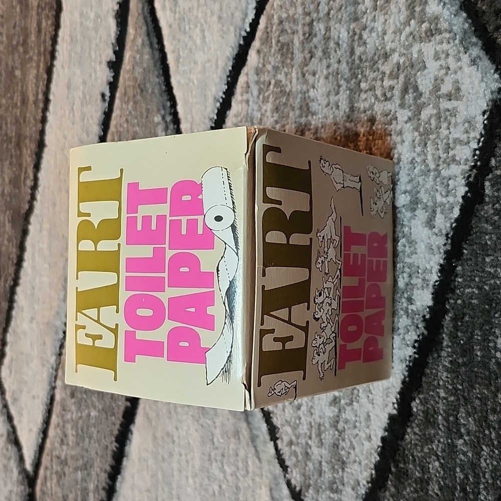 IVORY TOWER 1986 FART HUMOROUS SAYINGS TOILET PAPER DECORATIVE